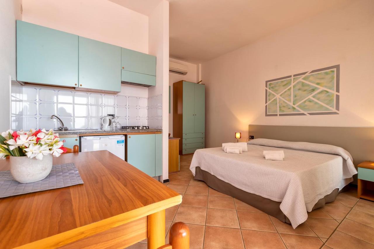 Residence Le Vele Stintino Ngoại thất bức ảnh