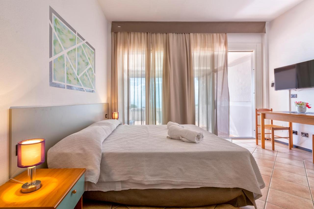 Residence Le Vele Stintino Ngoại thất bức ảnh